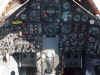 71.Fwd.cockpit.inst.panel.jpg (50742 bytes)